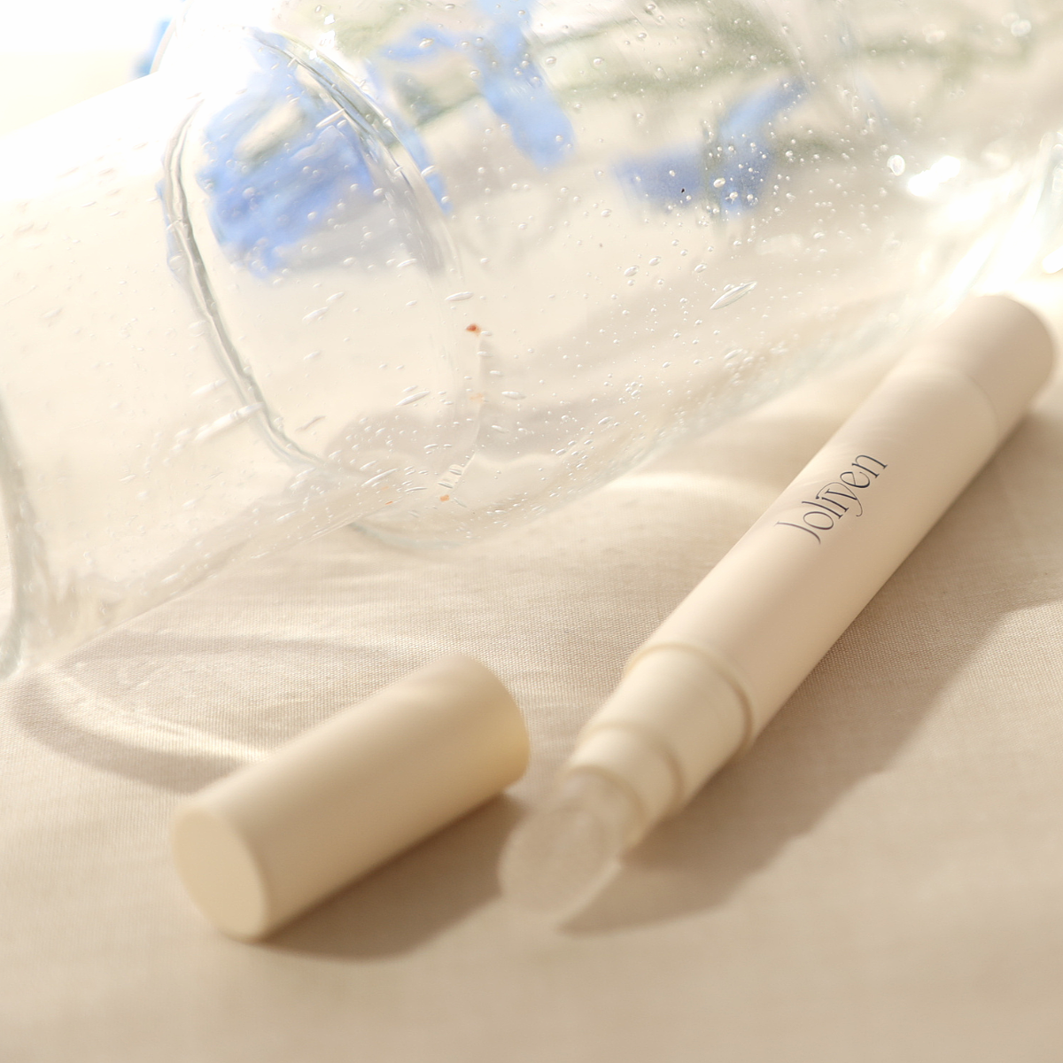 Balancing Lip Serum